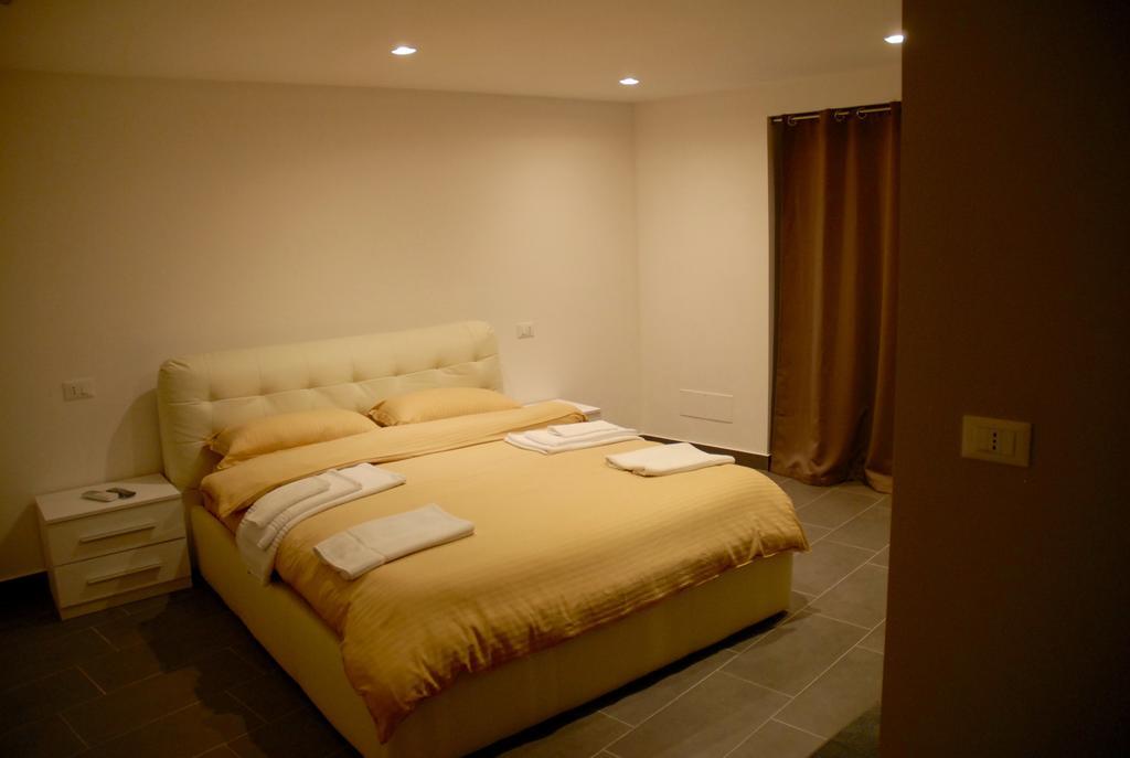 Yuba - Aragon Home Holiday Montalbano Elicona Extérieur photo